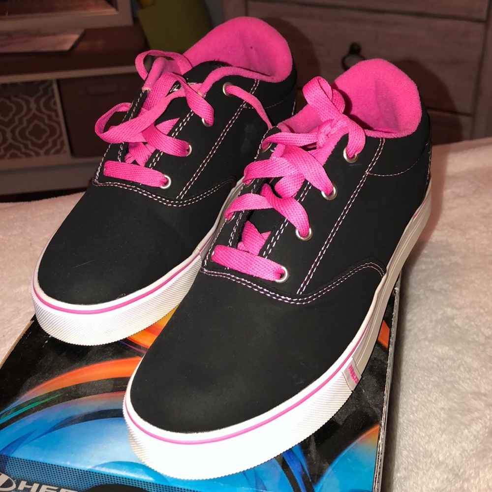 Brand new heelys